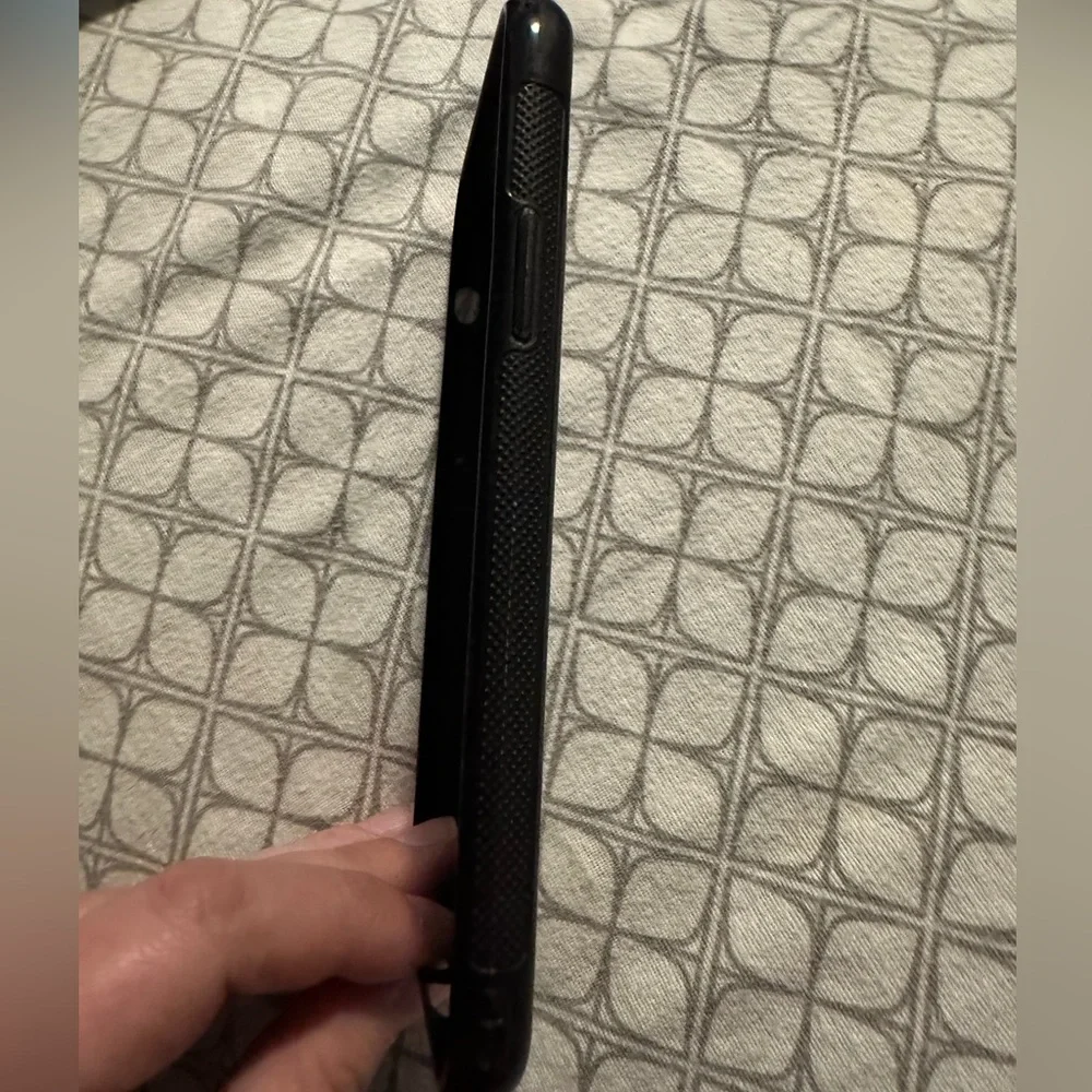 Custom iPhone case - Picture 3 of 4